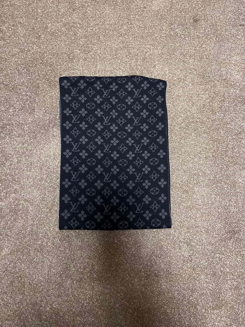 ルイヴィトンマフラー ブラック系 メンズ