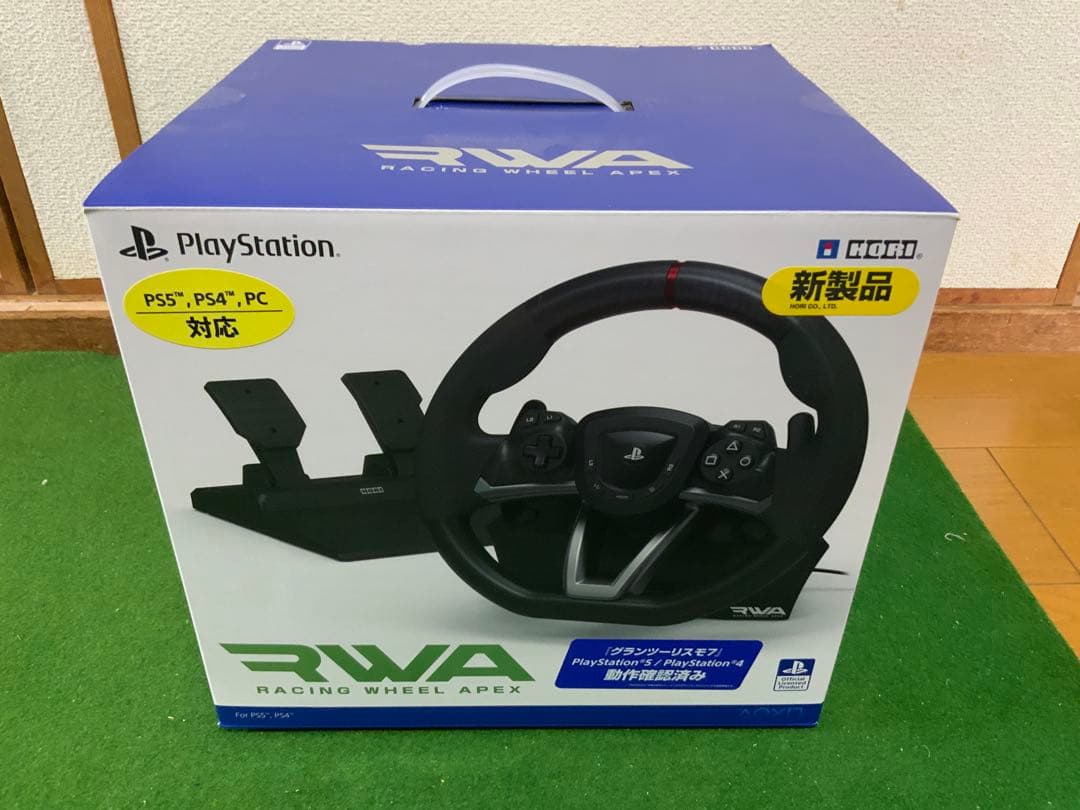 HORI レーシングホイールエイペックス (PS4/PS5)