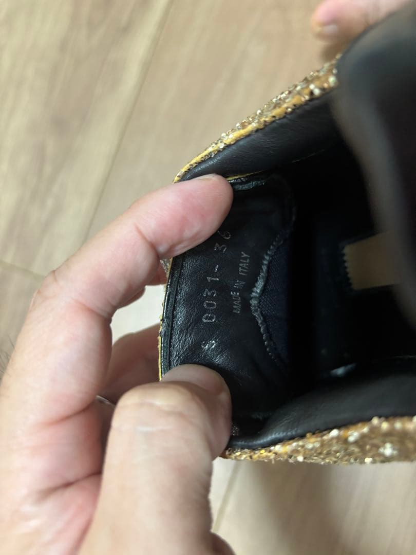 【状態良】N°21★ヌメロヴェントゥーノ　ラメスニーカー