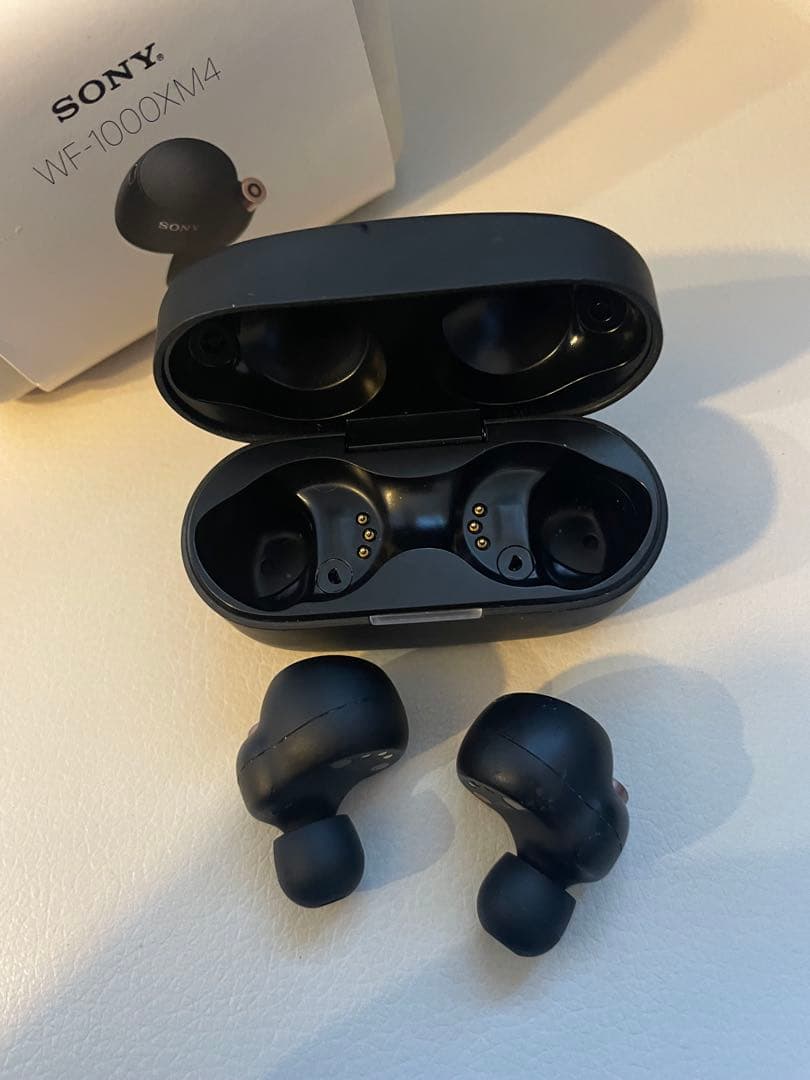 SONY　WF-1000XM4　ワイヤレス　ノイズキャンセリング　バッテリー新品