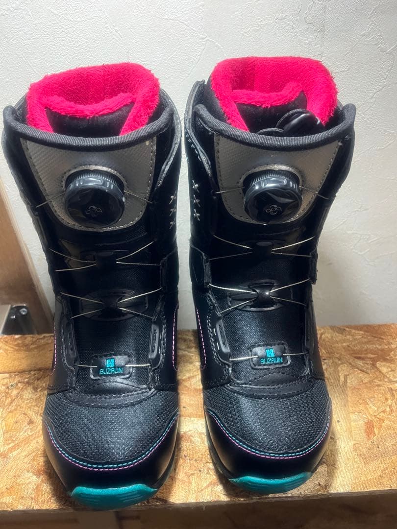 転びにくく安全に滑れるキッズボード！IGNIO 120cm HEADバインセット