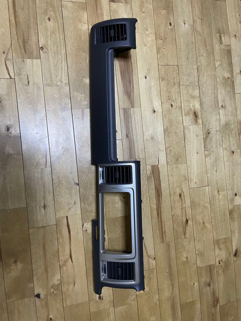 値下げしました。ハイエースアースカラーパッケージ　スーパーGLナロー純正インパネ