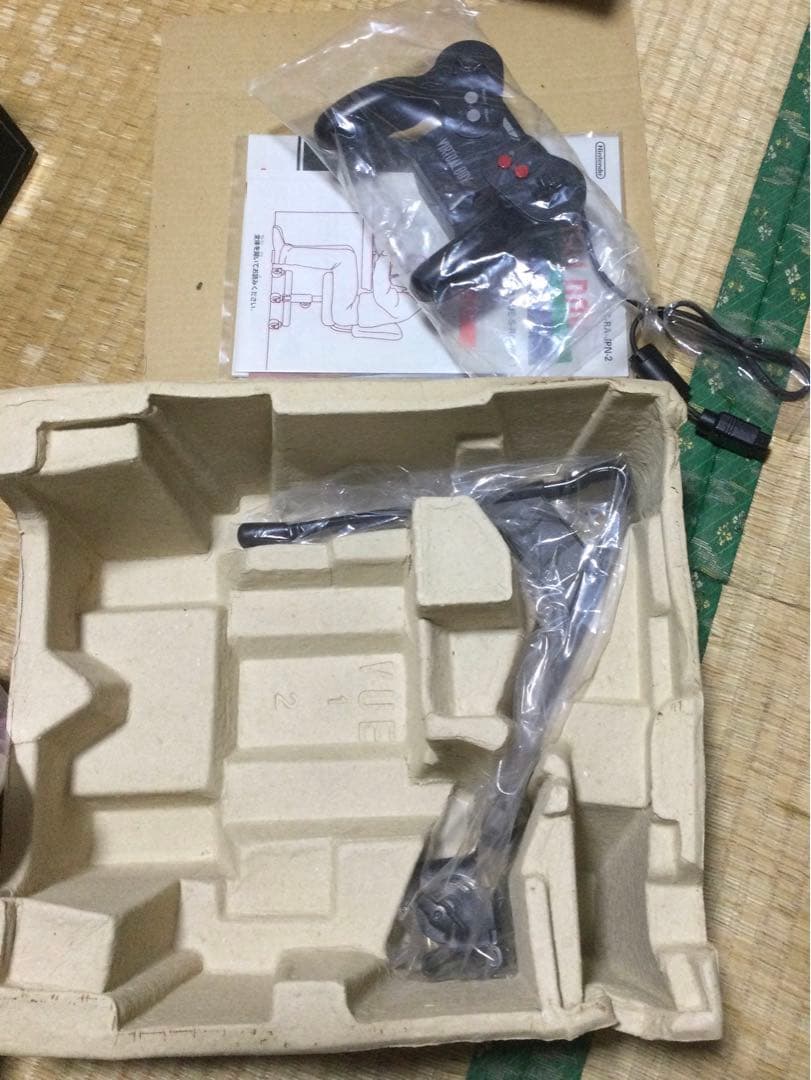 新品未使用品　ニンテンドー　バーチャルボーイ　本体