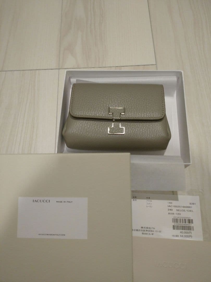 ヒロ様IACUCCIアバウォレット☆新品同様