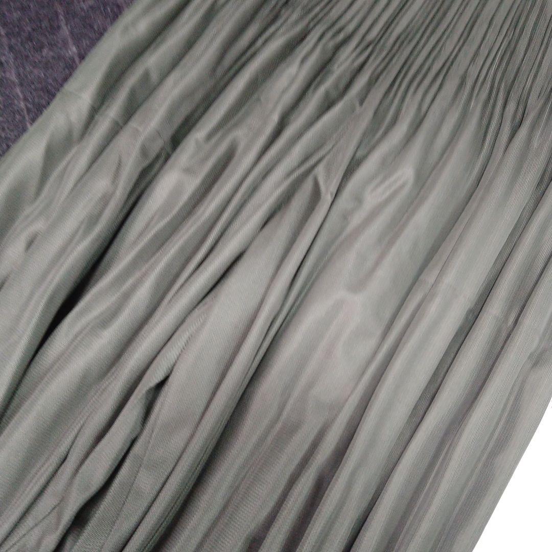 プリーツプリーズサルエルパンツ