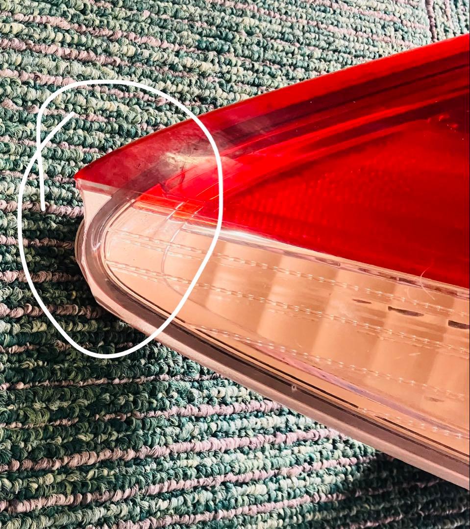 トヨタクラウンアスリートGRS200 テールライト 左