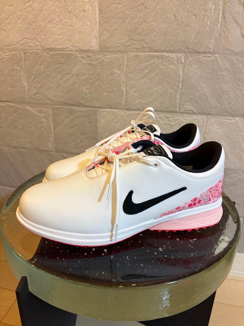 Nike ゴルフシューズ マキロイモデル　ホワイト/ピンク