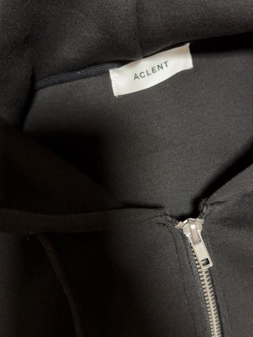 値下げしました！ACLENT パーカー