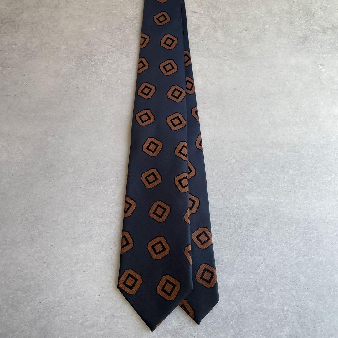 25年新作Holiday&Brownホリデー&ブラウン幾何学ネクタイ