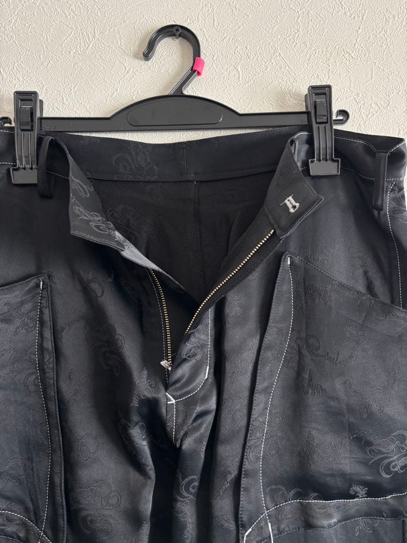 sulvam スティッチスリムフレアパンツ