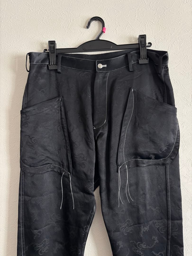 sulvam スティッチスリムフレアパンツ