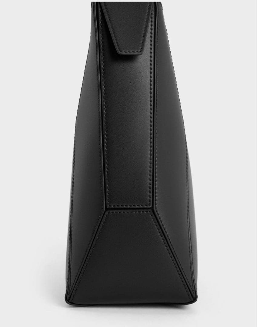 【美品】CHARLES & KEITH Nasrin ジオメトリックトートバッグ