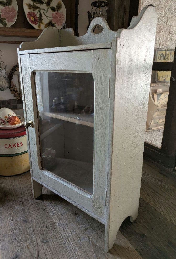 値下げ中　アンティーク　ウォールキャビネット