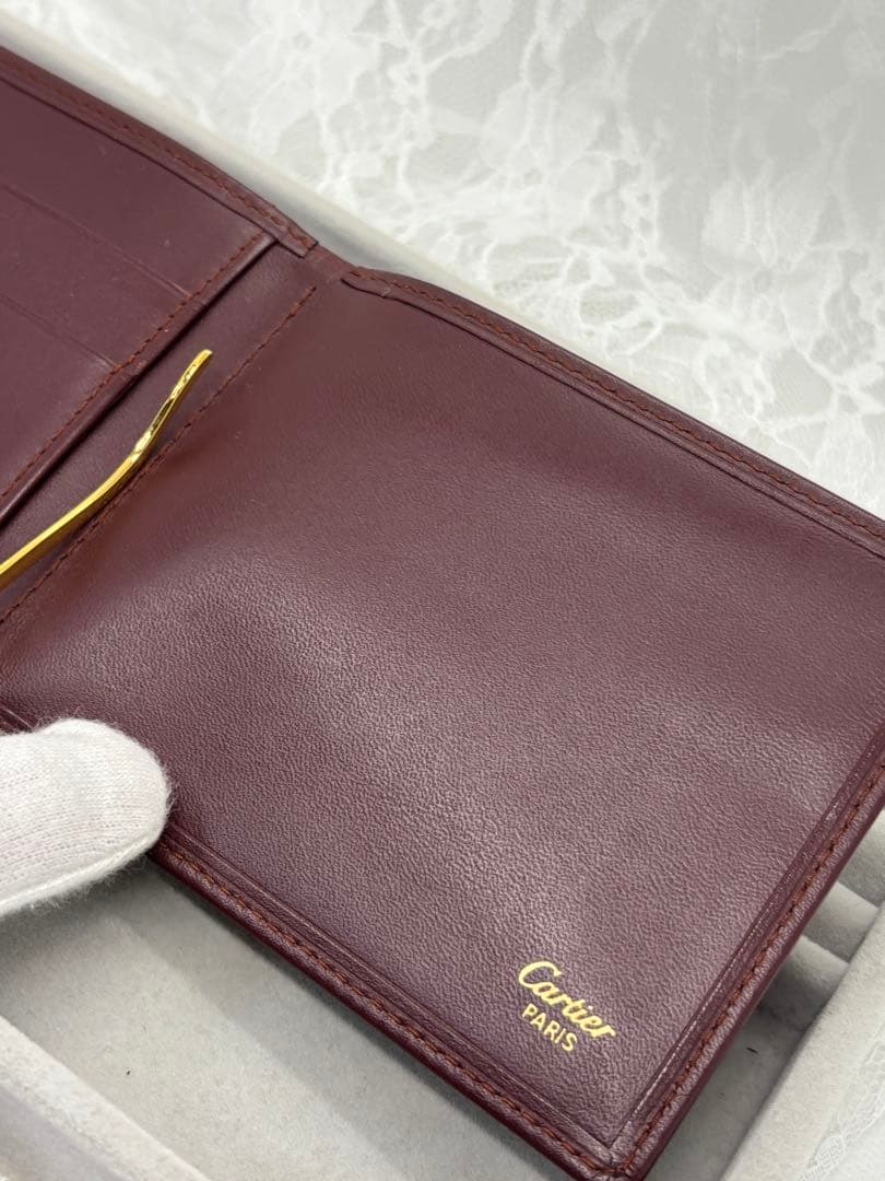カルティエ マストライン レザー マネークリップ　札入れ カード入れ　上品