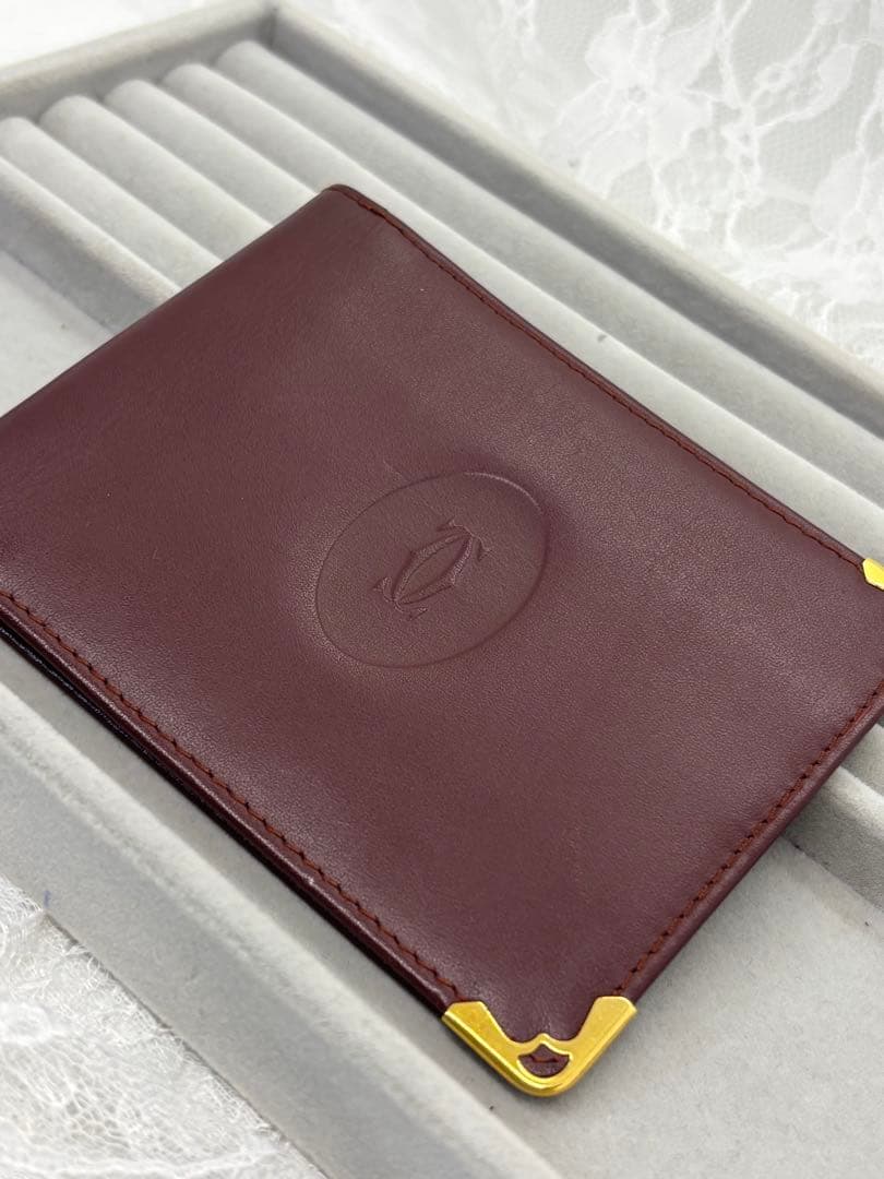 カルティエ マストライン レザー マネークリップ　札入れ カード入れ　上品