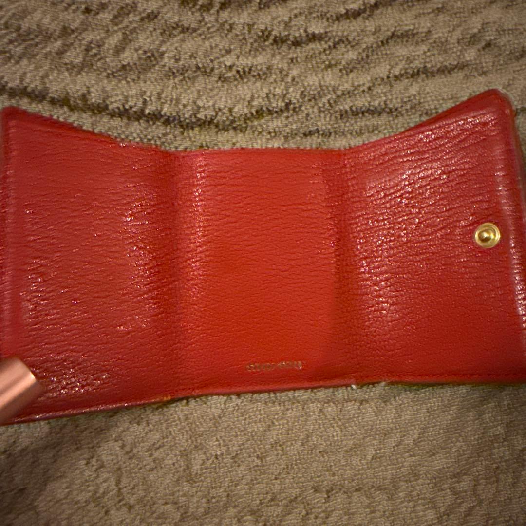 ミュウミュウ　三つ折り　マドラス　ハード　ラブレー　ブラック　バイカラー