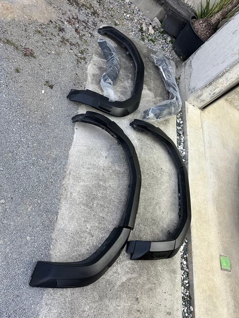 ランドクルーザー 250 オーバーフェンダー　GXにも取付可能