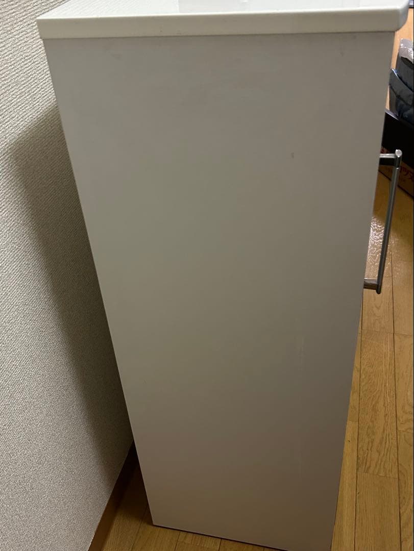 値下げ中！ホワイト 食器棚 スライド式扉 4引き出し