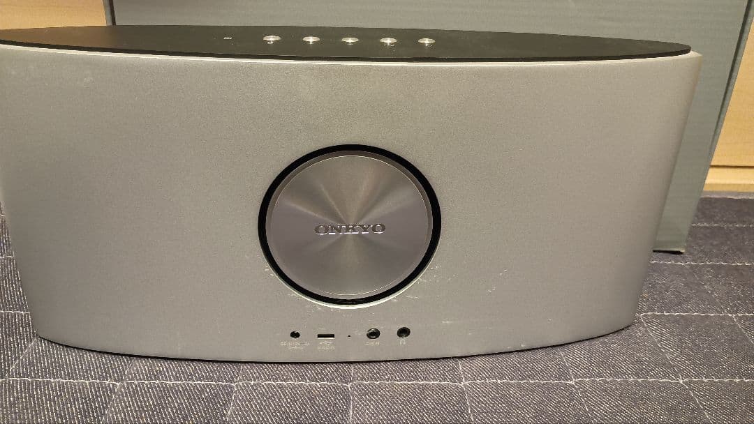 ONKYO　X9　ポータブルハイレゾオーディオスピーカー