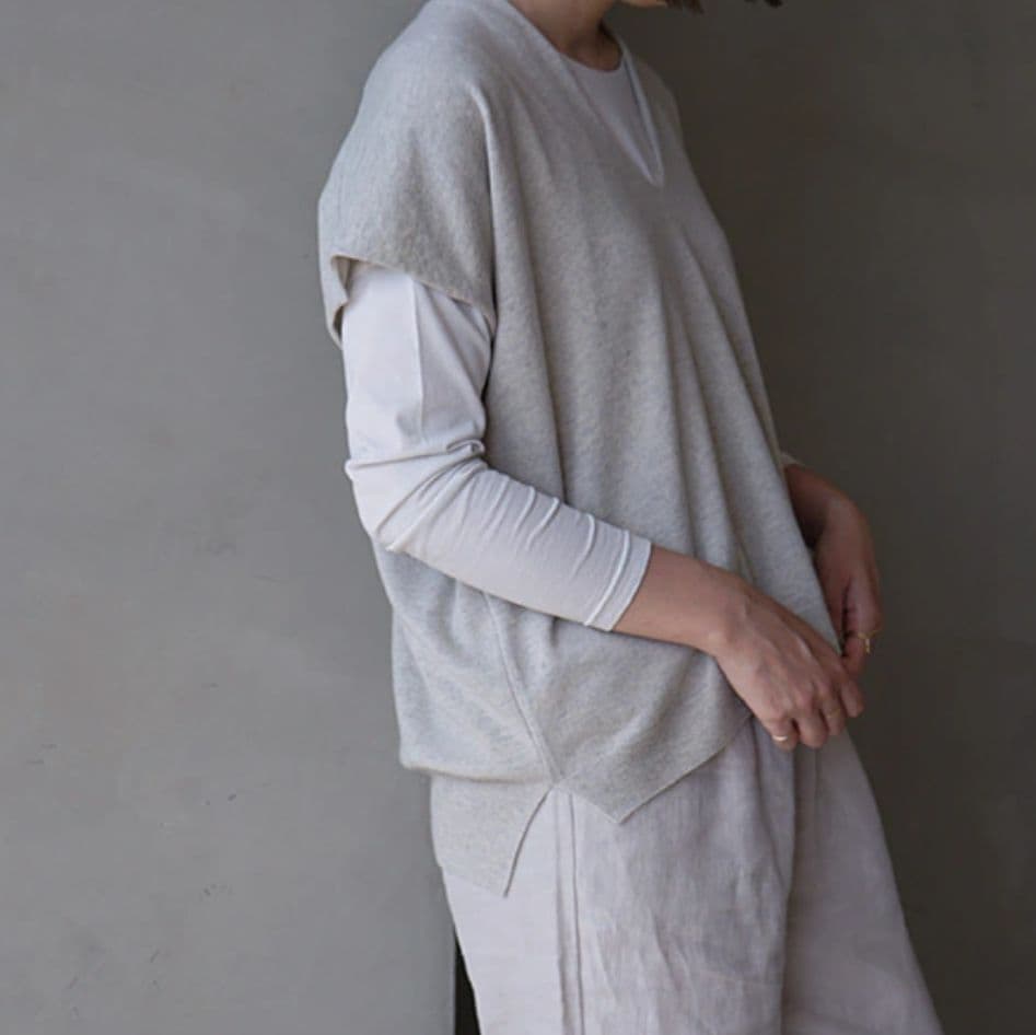 ✨美品✨evam eva　ウール　ニットベスト　ライトグレー　M　日本製