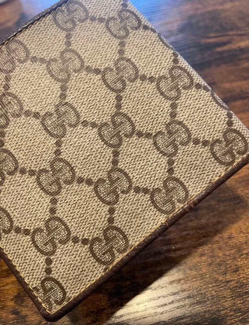 し*ち様 美品　グッチGUCCI GGパターン 二つ折り財布　スプリームオールド
