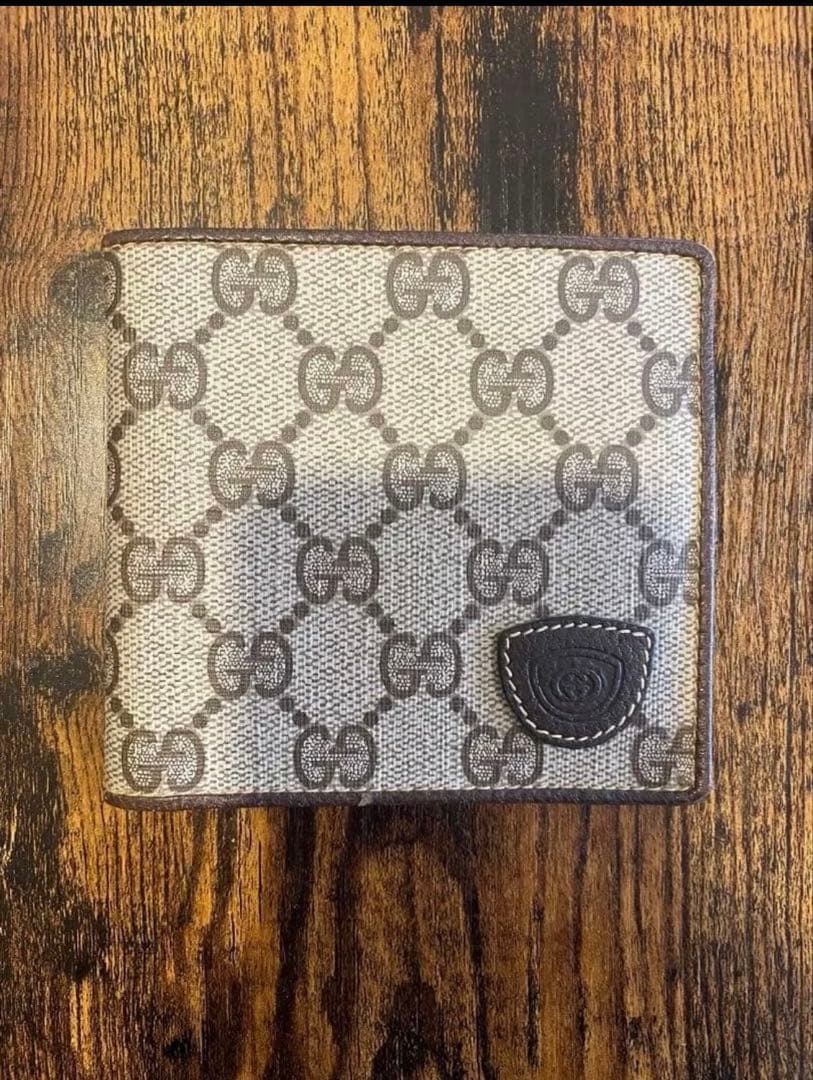 し*ち様 美品　グッチGUCCI GGパターン 二つ折り財布　スプリームオールド