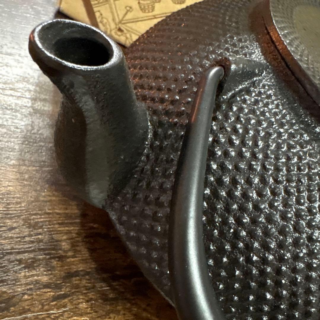 南部鉄器1.1ℓ 池永鉄工製　箱付き　鉄瓶　南部アラレ　IH対応