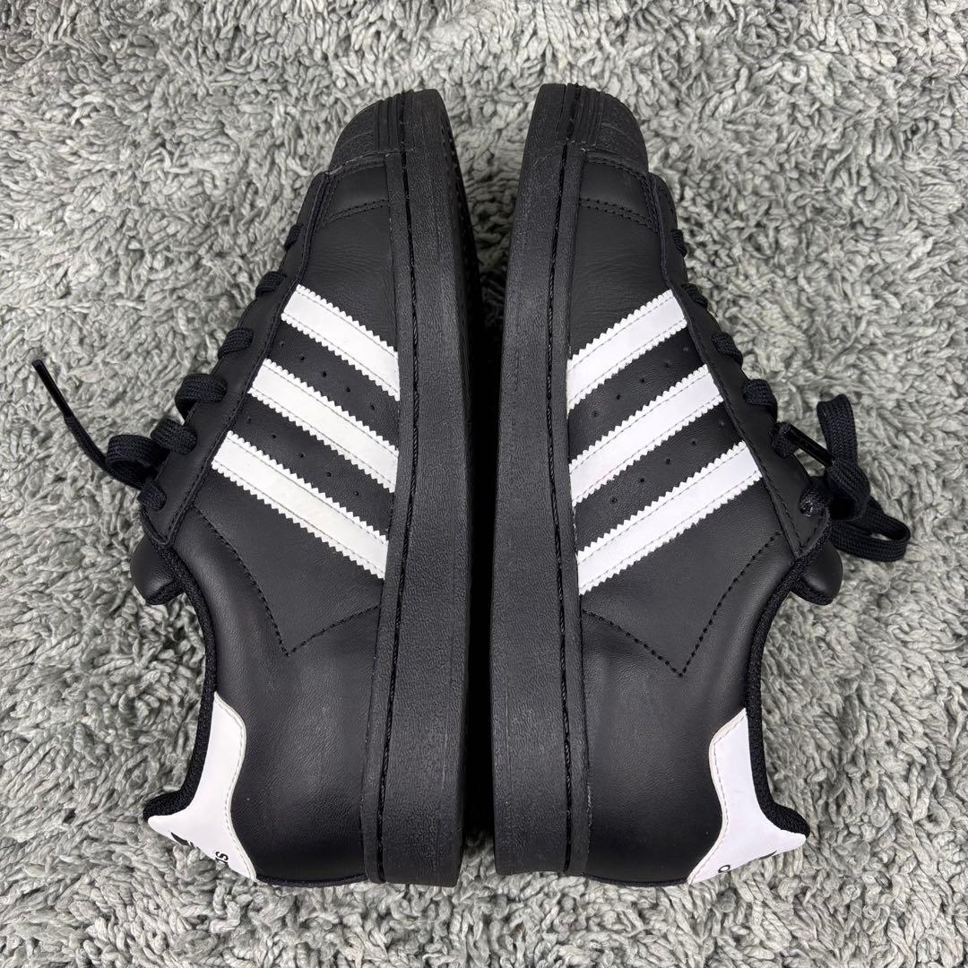 ✨未使用級✨【adidas】スーパースター☆EG4959☆黒×白☆24cm