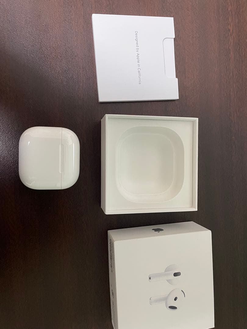 AirPods 4 本体　美品
