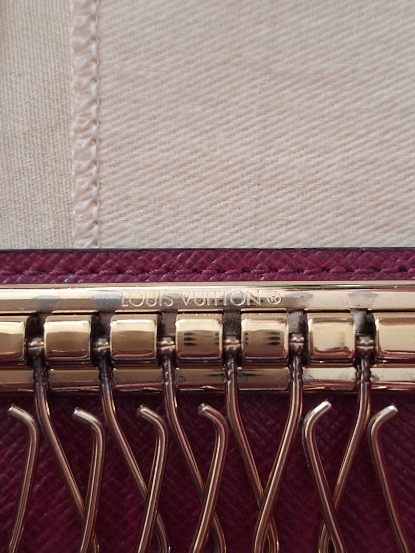 Louis Vuitton モノグラム レザーキーケース♥️