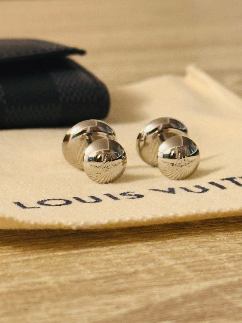 Louis Vuitton ロゴ入りカフリンクス