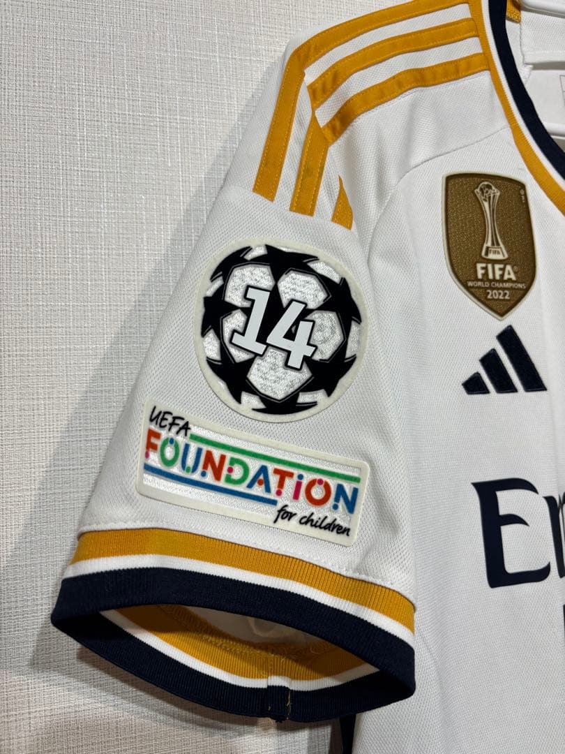 【新品タグ付き】23-24 レアル・マドリー ホームユニフォーム