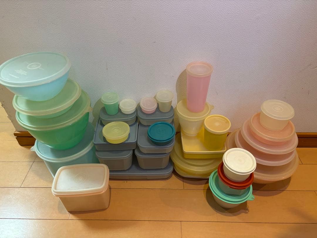 タッパーウェアー32点