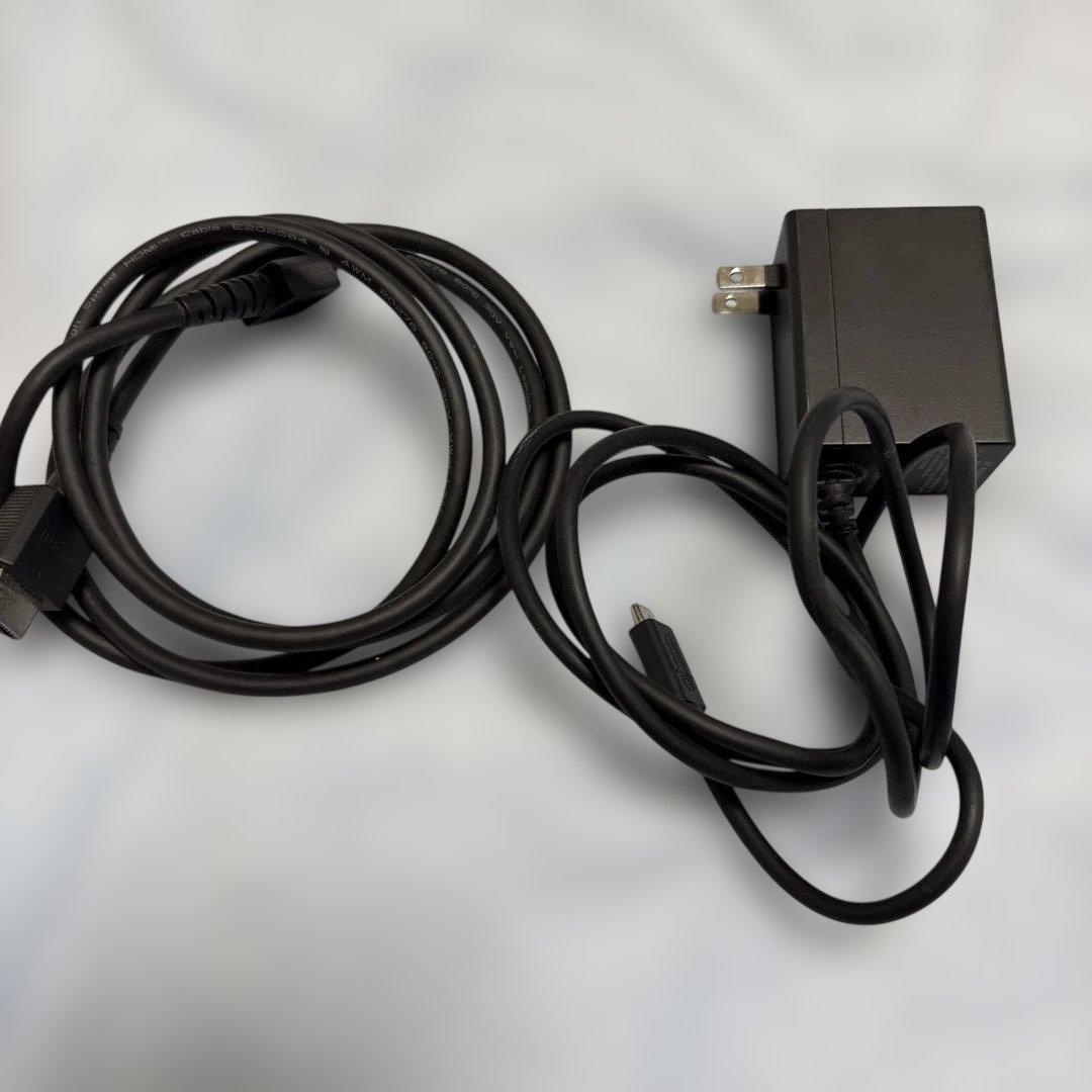 任天堂Switch本体　ブラック　おまけ付き