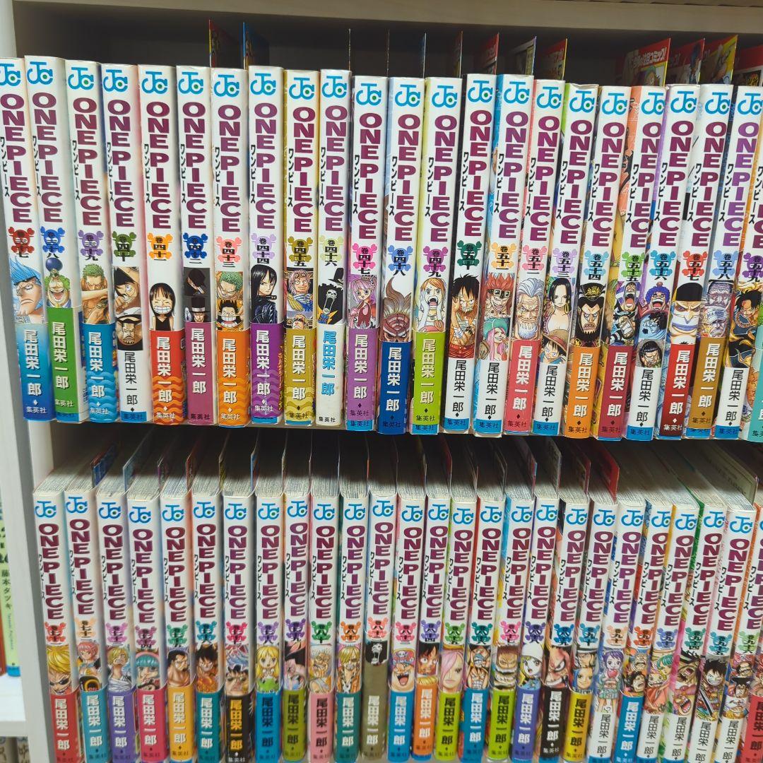 ONE PIECE 1〜111巻 全巻初版 帯、冊子多数