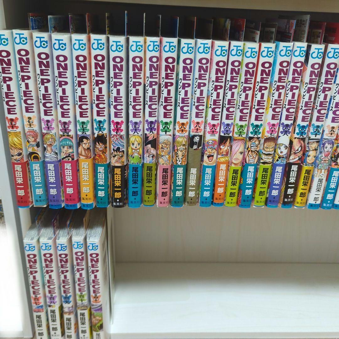 ONE PIECE 1〜111巻 全巻初版 帯、冊子多数