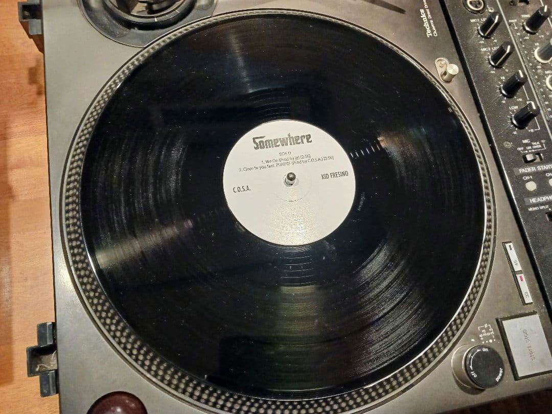 C.O.S.A. × KID FRESINO / Somewhere《レコード》
