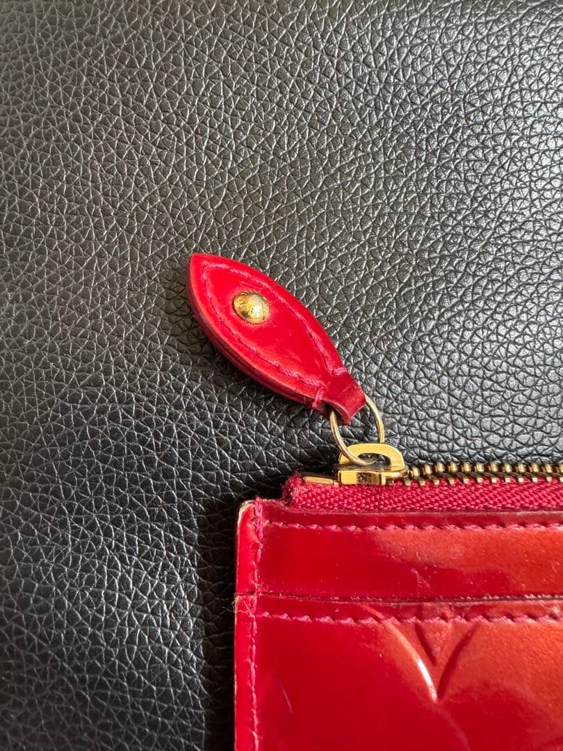 GW限定値下げ！ルイヴィトン モノグラムヴェルニ ポシェット キーケース 赤