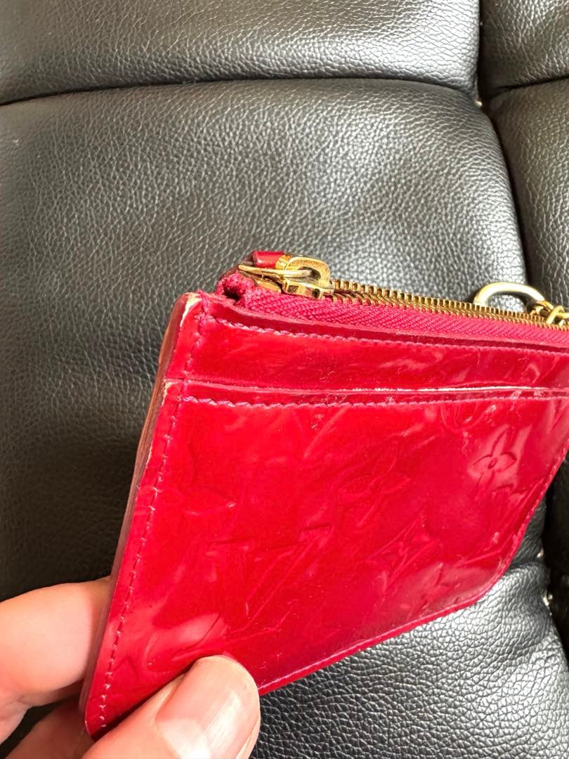 GW限定値下げ！ルイヴィトン モノグラムヴェルニ ポシェット キーケース 赤