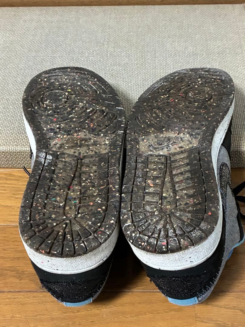 エァジョーダン１　ロー　クレーター