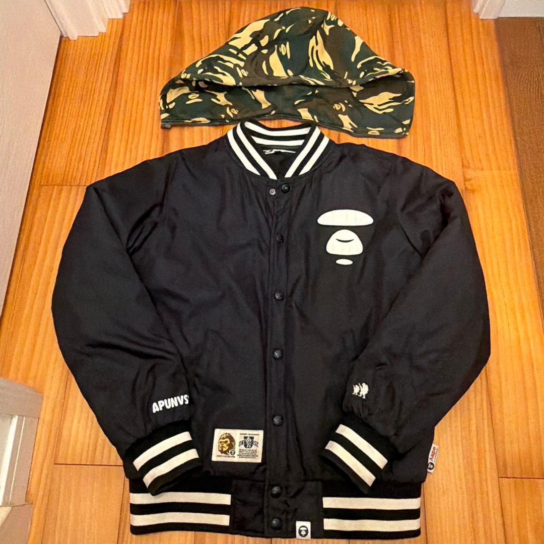 A BATHING APE スタジャン　迷彩フード　S