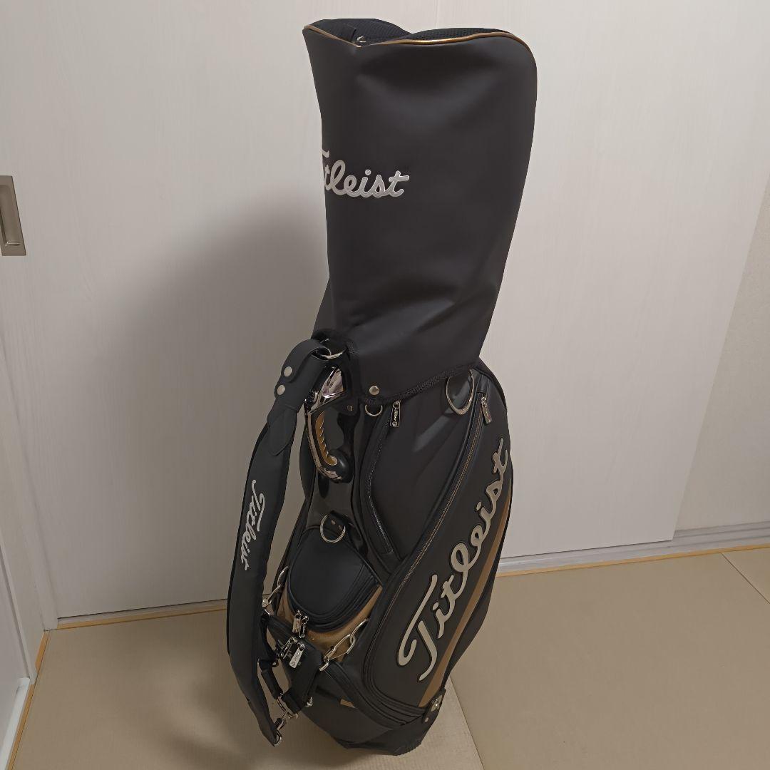 【送料込み】極美品　数量限定タイトリスト　キャディバッグ　廃盤希少品