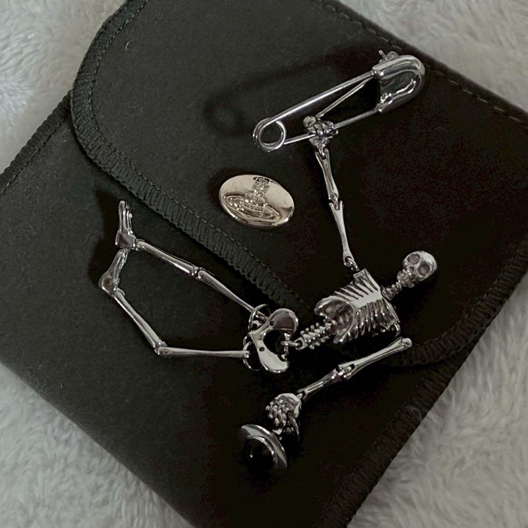 Vivienne Westwood スカル ヴィヴィアン ブローチ シルバー