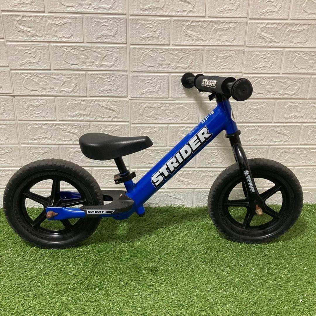 【美品】ストライダー スポーツモデル 12インチ ブルー　日本正規品