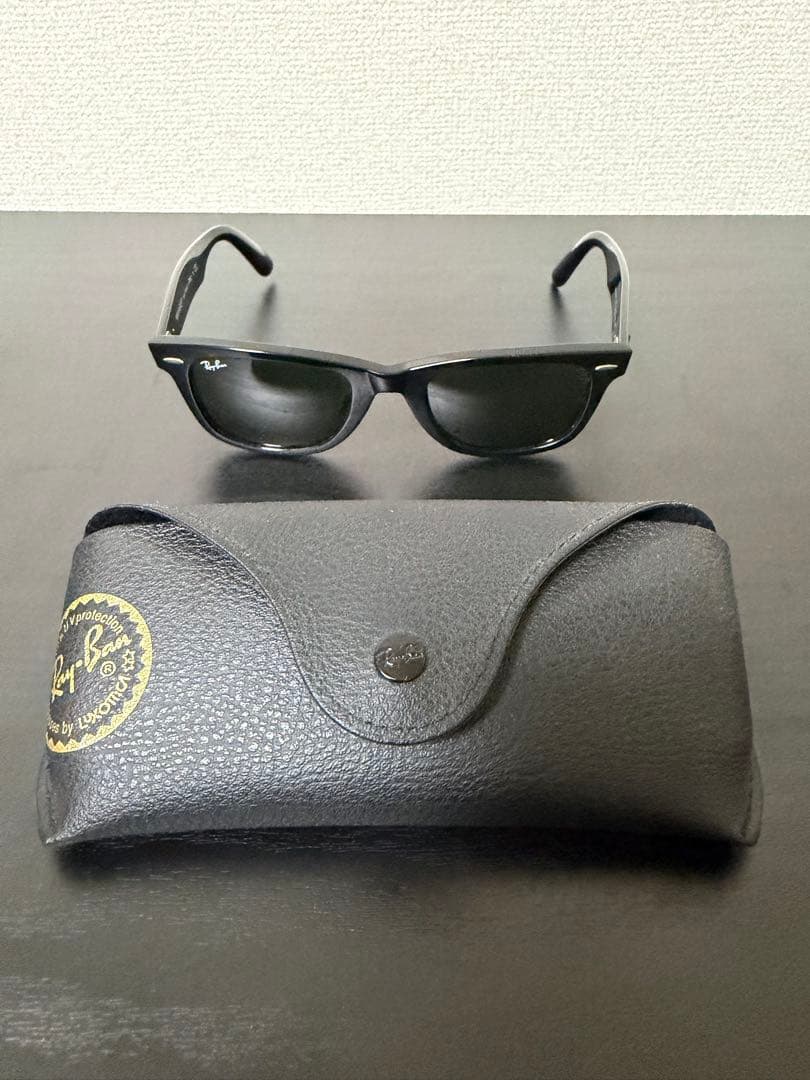 Ray-Ban Wayfarer サングラス 54-18-145