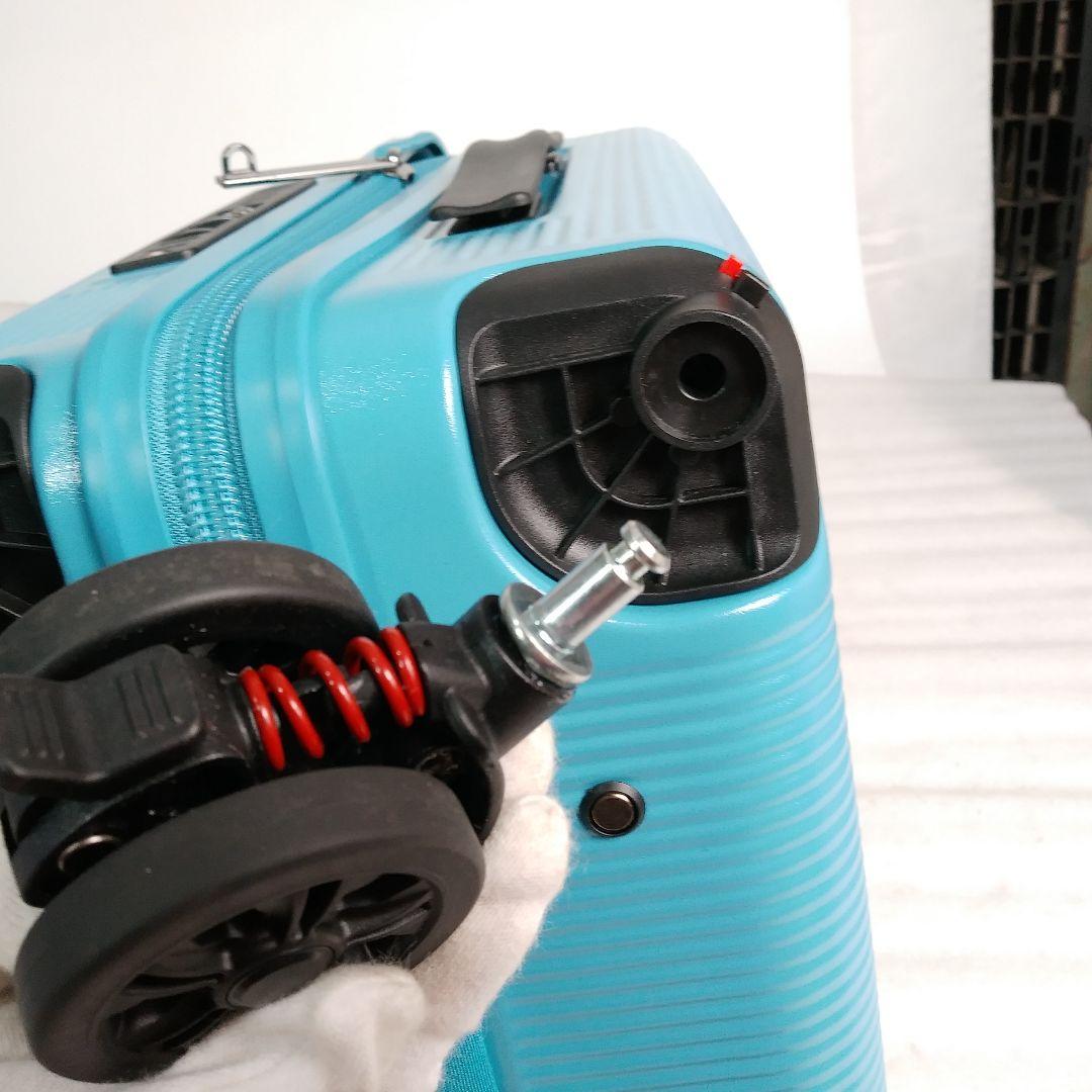 2-8　着脱式タイヤ　SSサイズ　フロントオープン　USB　カップホルダー