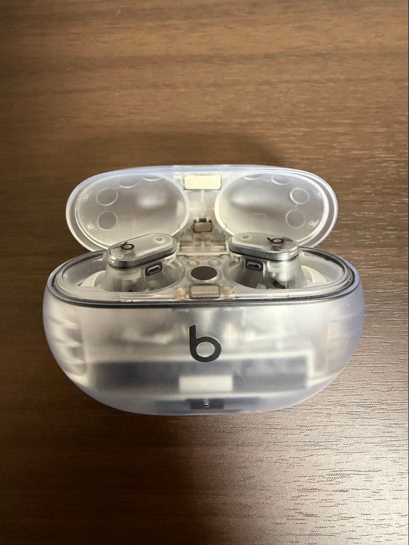 Beats Studio Buds+ トランスペアレント