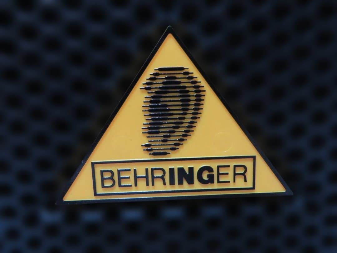 オ*ム様 ベリンガー EUROLIVE B1520 2ウェイ スピーカーシステム