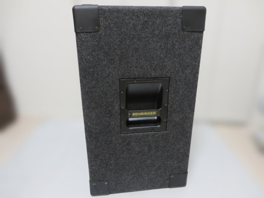 オ*ム様 ベリンガー EUROLIVE B1520 2ウェイ スピーカーシステム