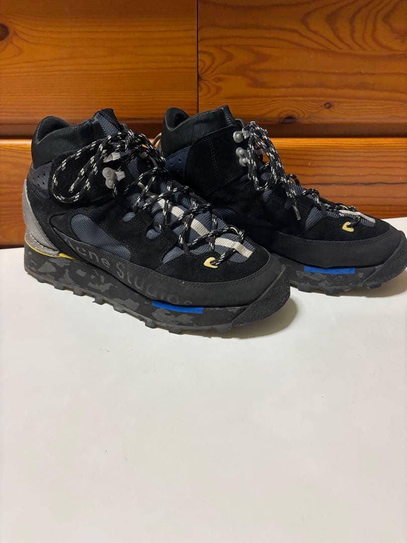 Y*U様 acne studios マウンテンブーツ　ブラック　42